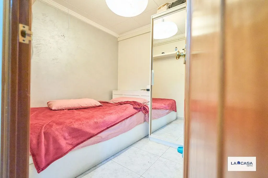 Chambres - Apartment with Terrace in Creu Coberta
