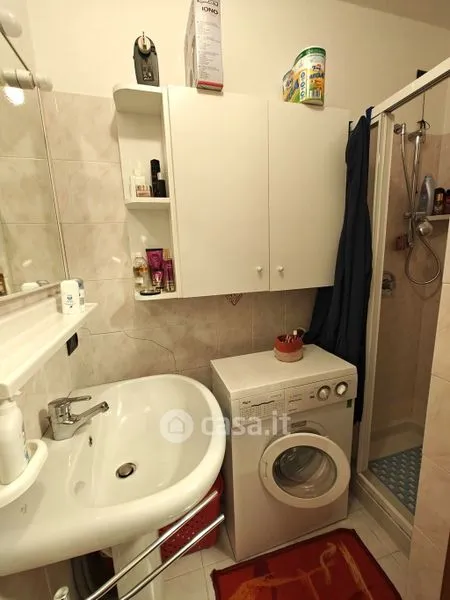 Salles de bain - Ground Floor Apartment with Terrace in Caspoggio