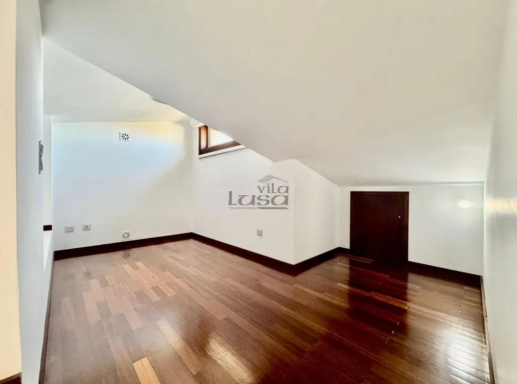 Zimmer - Luxury House with Pool in Matosinhos