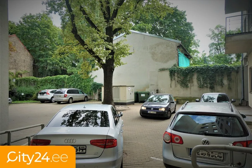 Välivaade - Spacious Apartment with High Ceilings in Riga Centre