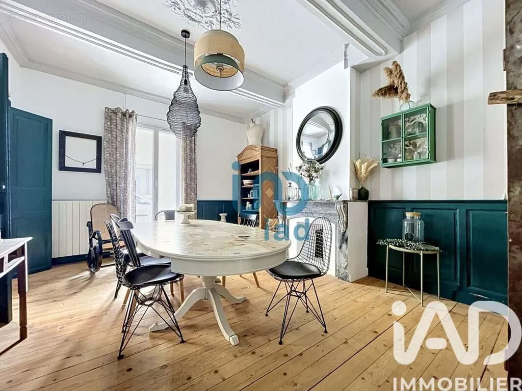 Maison 8 pièces à Bassan
