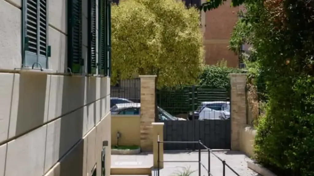 Välivaade - Modern Studio with Kitchen in Gianicolense, Rome