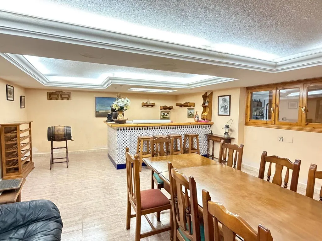 Söögituba - Chalet with Pool and Terrace in La Puebla