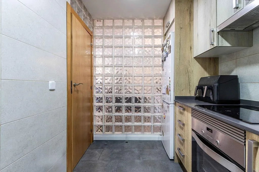 Reformed Apartment with Terrace in Polinyà