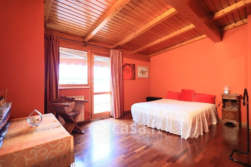 Magamistoad - Terraced House with Private Garden in Rubiera Centre