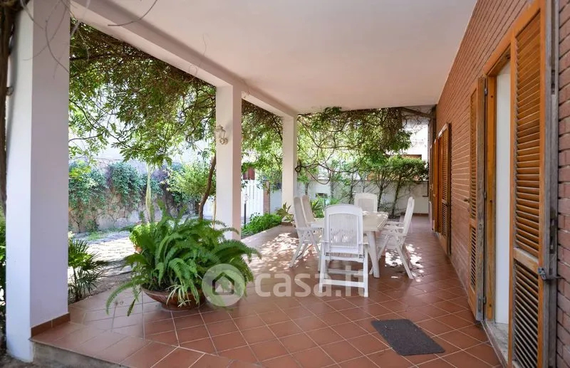Terrazza - Modern Villa with Garden in Torricella