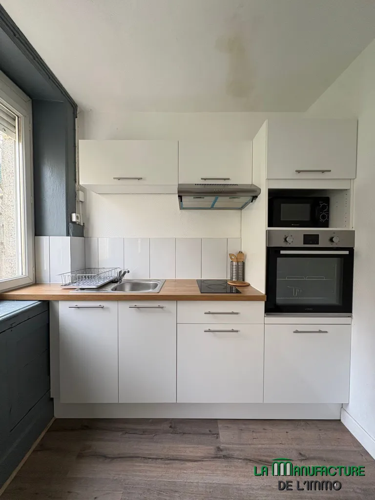 Cuisine - Appartement T2 Meublé au Centre-Ville de Saint-Étienne