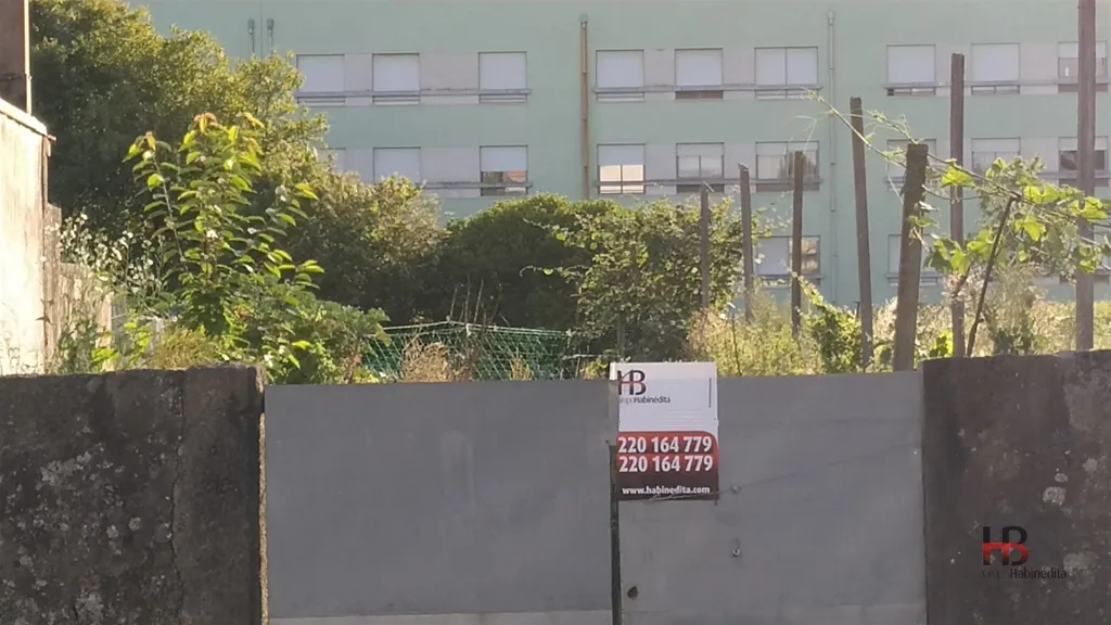 Jardin - Construction Plot with Dual Frontage in Maia