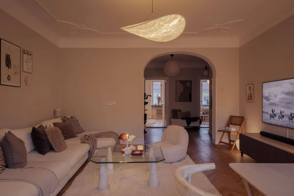 Living Room - 20s Flats with Slottsparken View in Malmö
