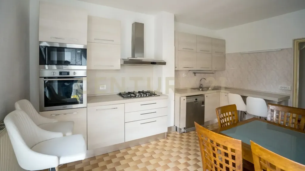 Cuisine - Fully Rented Apartment with Central Park in Verona