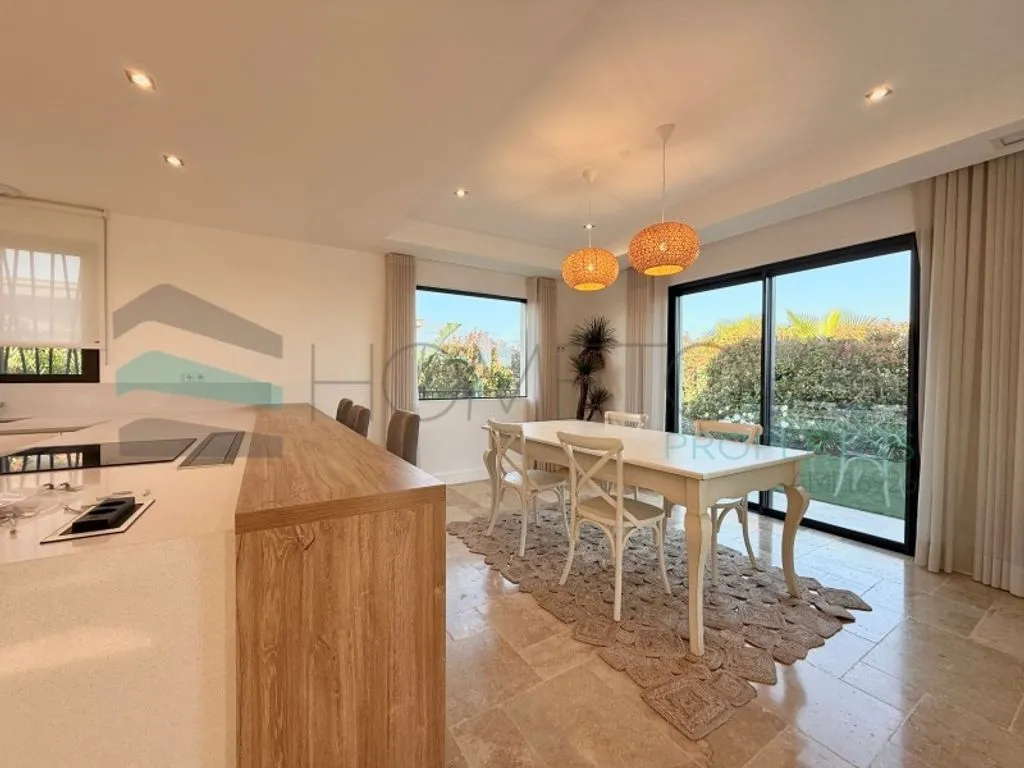 Cuisine - Contemporary Villa with Pool in Faro