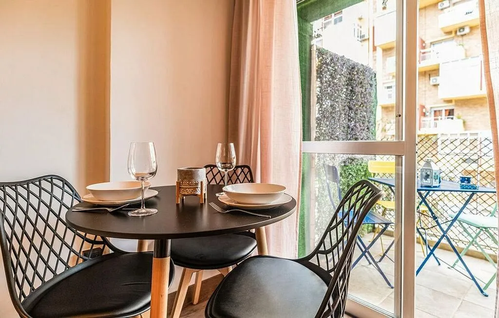 Söögituba - Renovated Studio with Terrace in Benalmádena