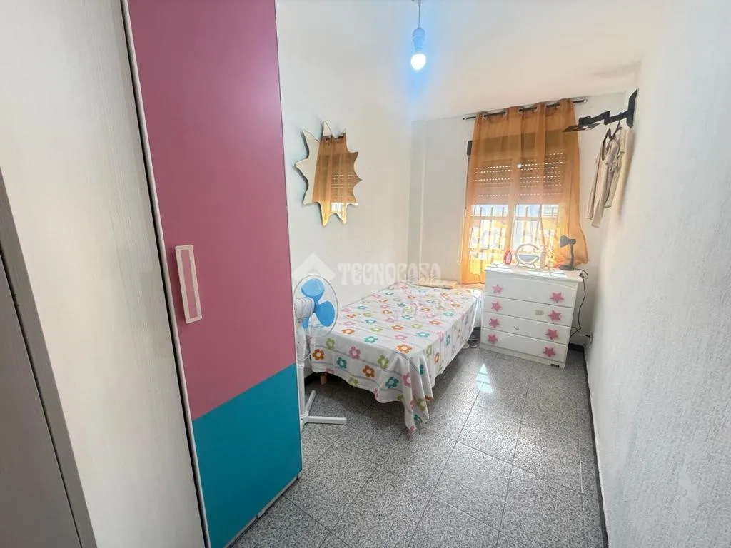 Chambres - 1970s Flat with Air Conditioning in Huelva