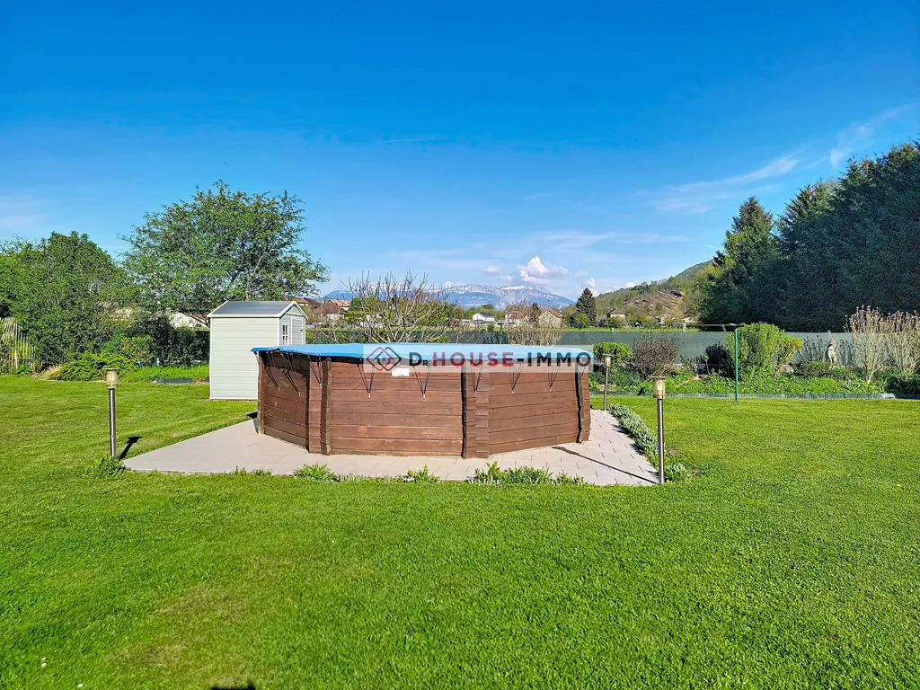 Aed - Family House with Large Garden in Izeaux
