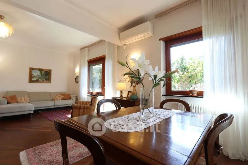 Salle à manger - Restored Apartment with Garden in Genoa
