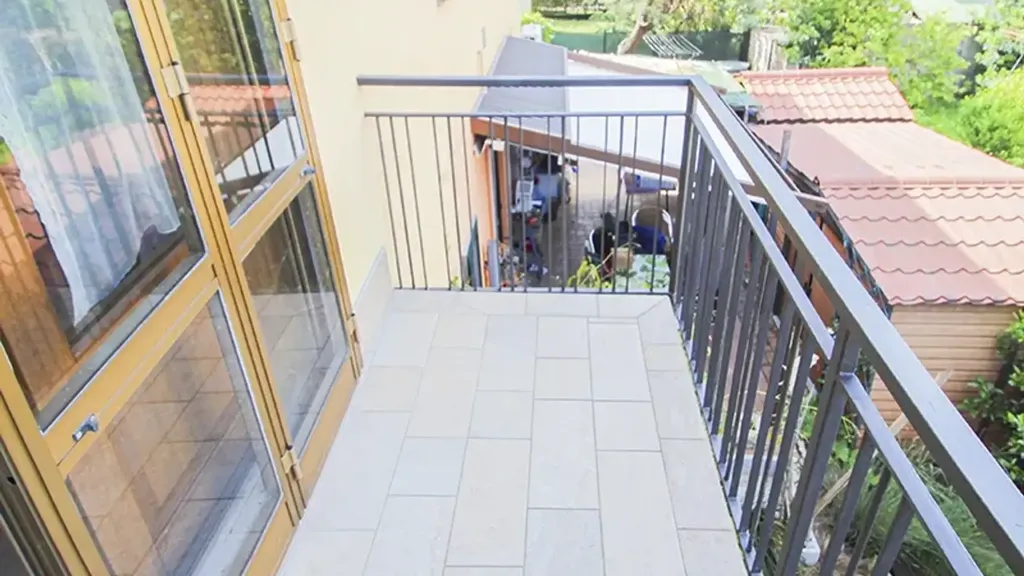 Balcon - Triplex with Balconies in Castiglione Olona