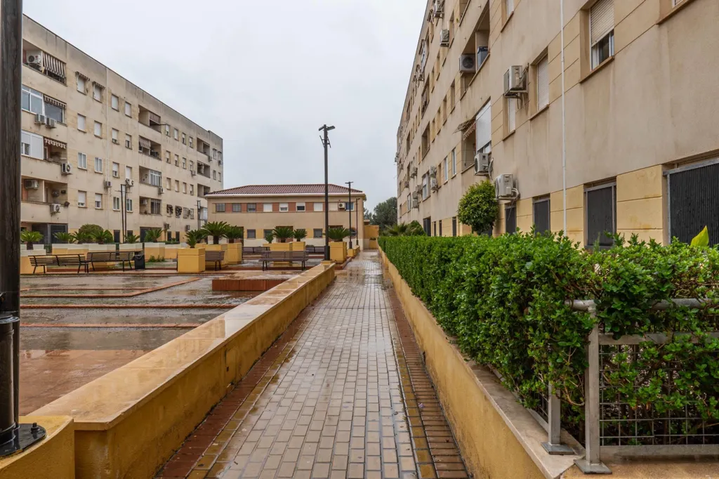 Aed - Duplex with Garage in Alcalá la Real, Granada