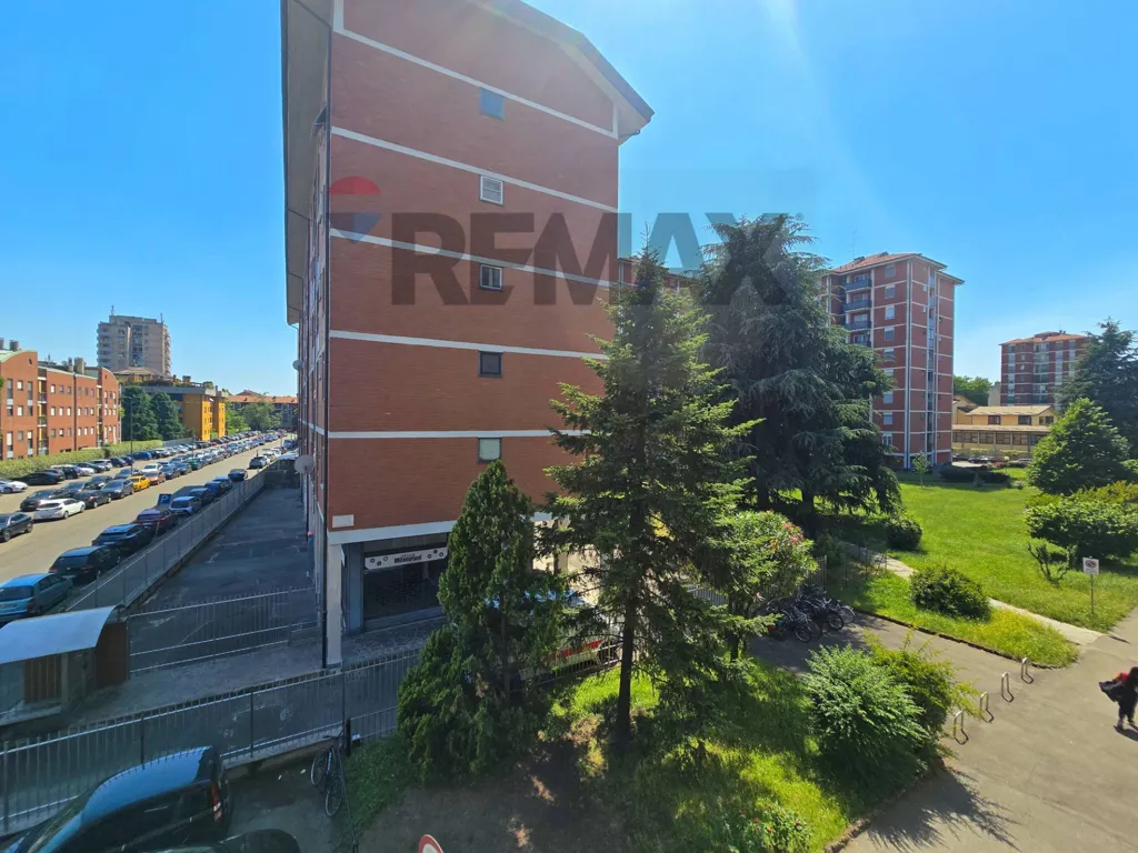 Välivaade - Spacious Triplex with Balcony in Milan