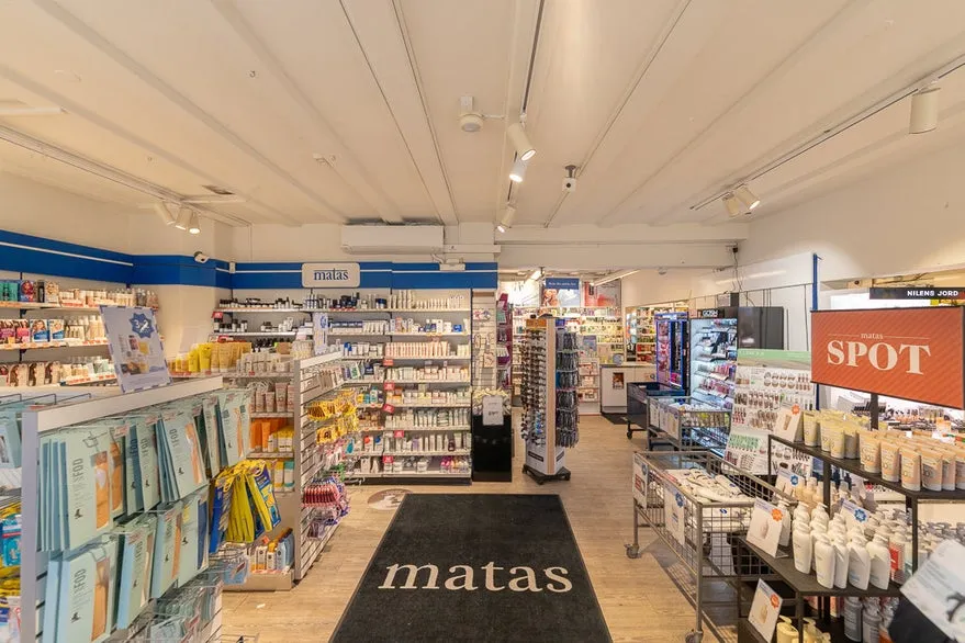 Pièces - Commercial Unit with Broad Facade in Husum