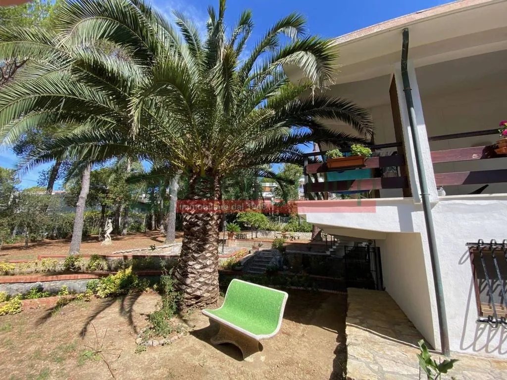 Jardin - Luxury Villa with Sea View in Leghorn