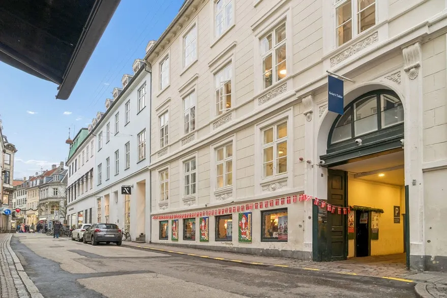 Välivaade - Retail Unit with Garden Frontage on Knabrostræde