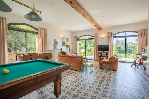 Elutuba - Restored Winemaker's Home with Pool in Azillanet