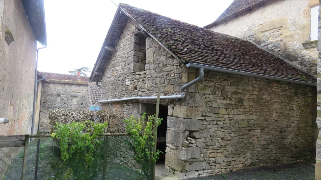 Jardin - Maison en Pierres avec Cour Privée près d'Excideuil