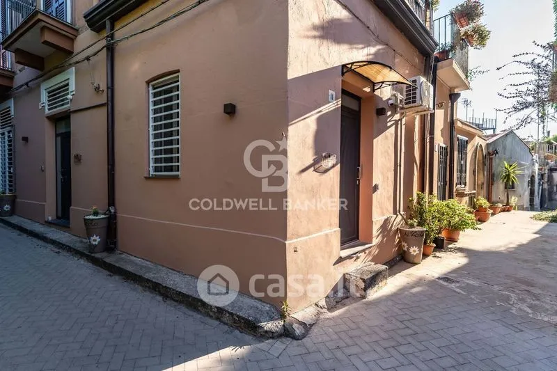 Giardino - Rearranged Two-Bedroom in Acireale Centre