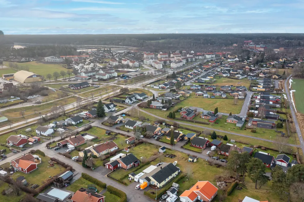 Vista aerea - Spacious Bungalow with Garden in Södermanland