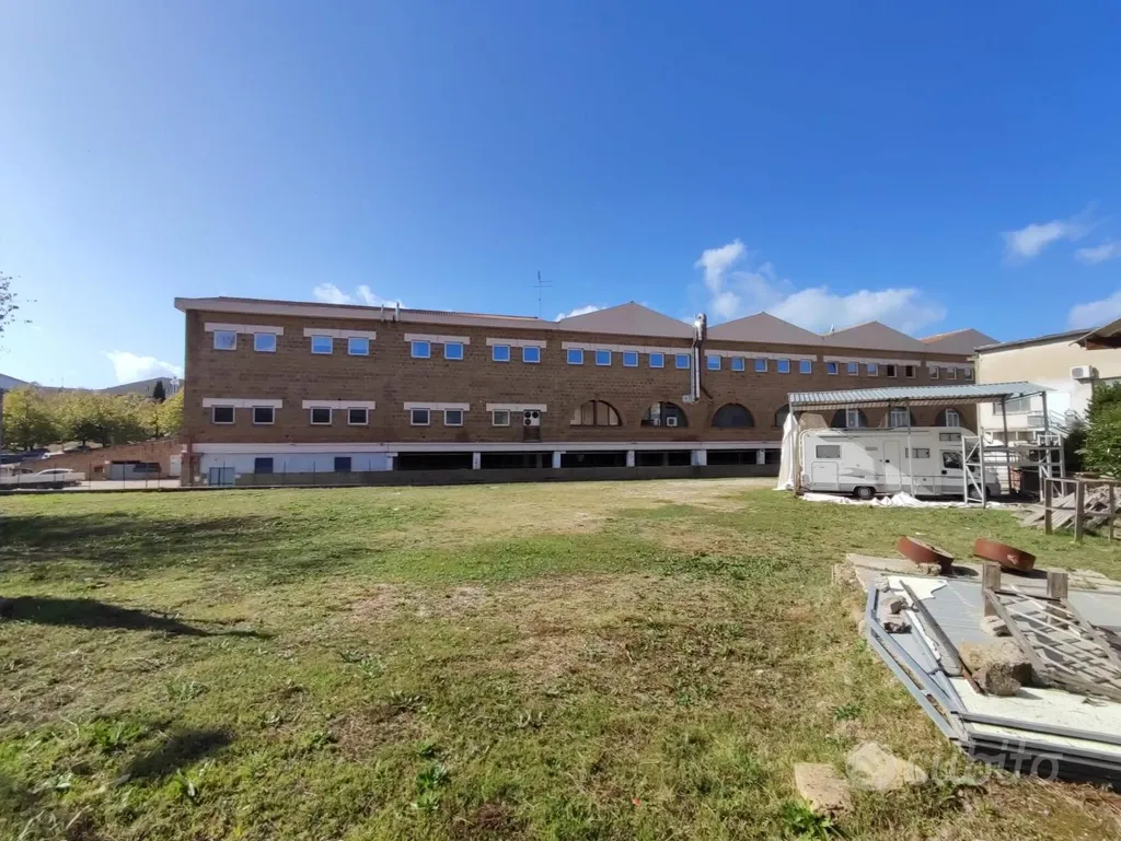Extérieur - Commercial Plot with Approved Plan in Civita Castellana