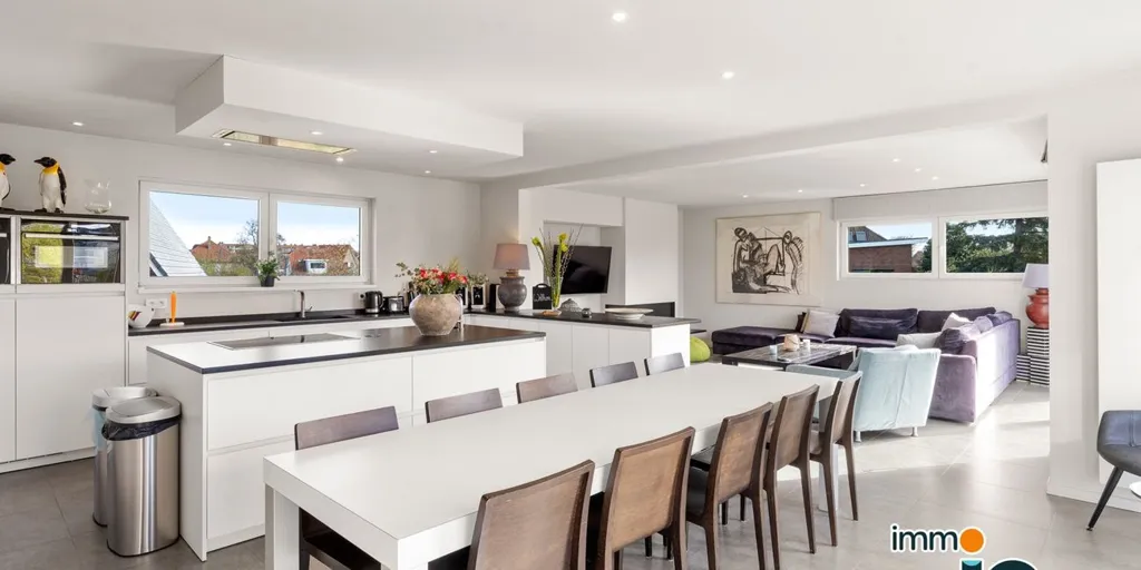 Salle à manger - Maison avec Grand Jardin à Bredene, Proche de la Mer