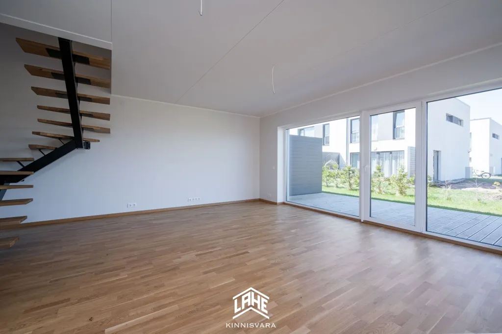 Soggiorno - Modern Flat with Terrace in Kõrveküla, Tartu
