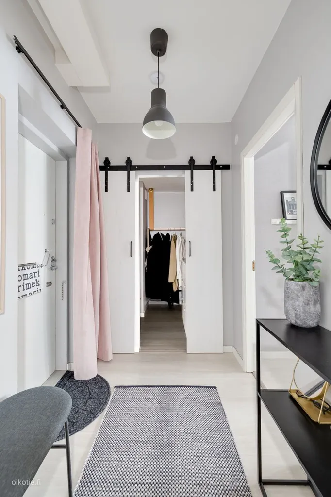 Hallway - Fully Renovated Flat with Balconies in Vaasa