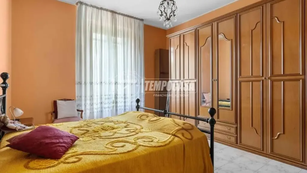 Chambres - Trilocale with Central Location in Milan