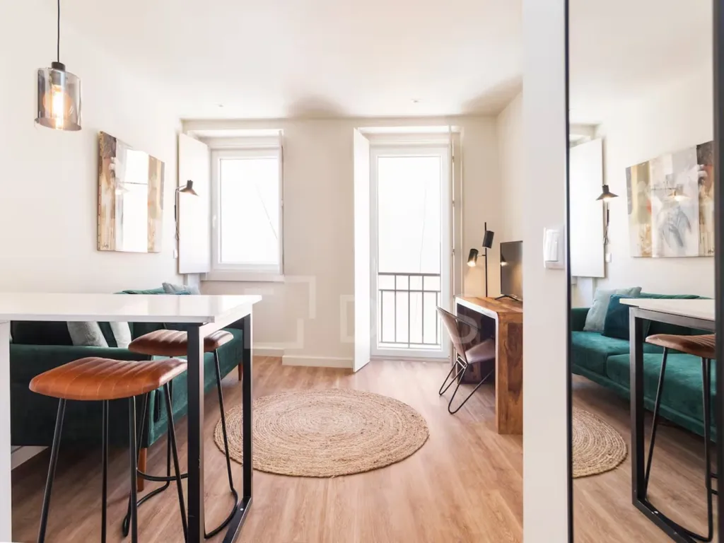 Elutuba - Luxury Flat with Investment Potential in Campo de Ourique