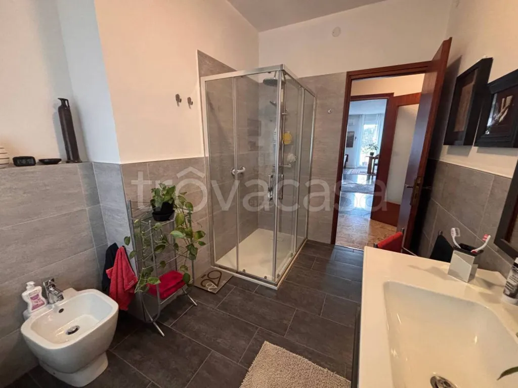 Baños - Attico with Terrace in Central Gorizia