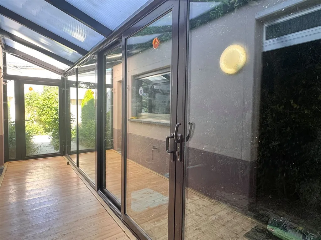 Terrasse - Maison avec Terrasse et Garage à Lessines