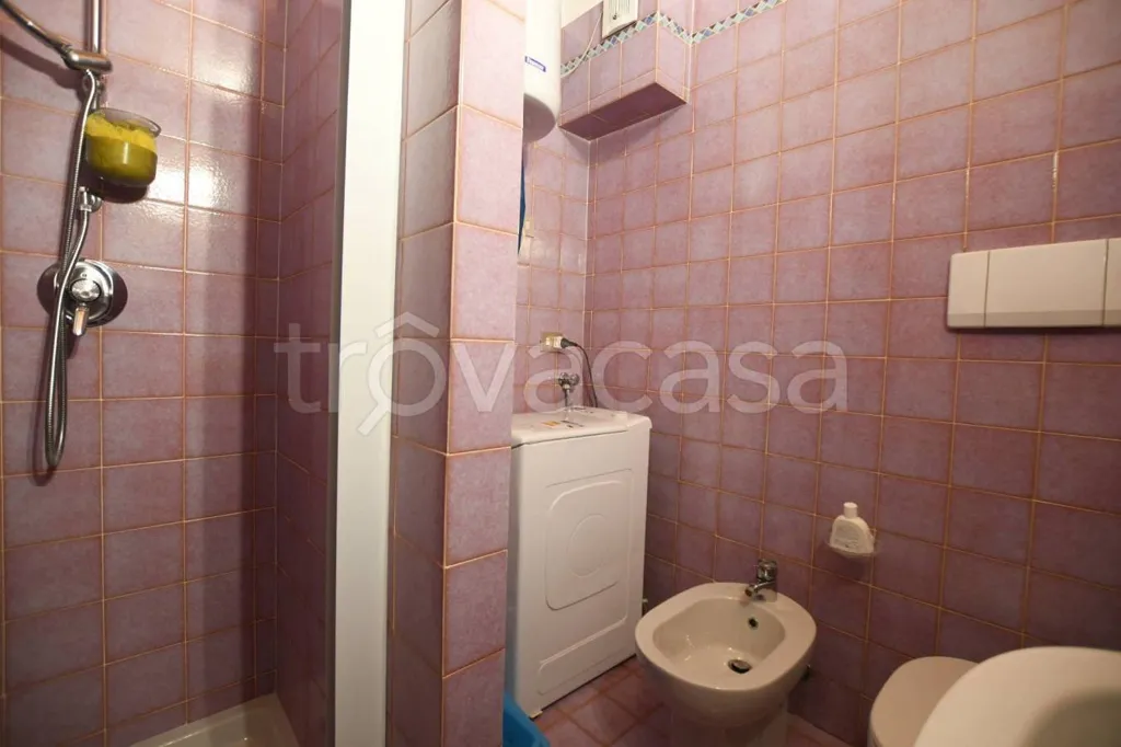 Salles de bain - Apartment with Mountain View in Bardonecchia Gleise
