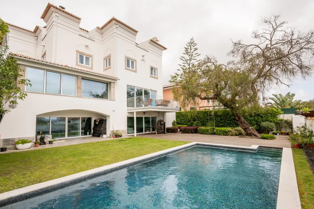 Piscine - 7 Bedroom House with Pool in Restelo, Lisbon