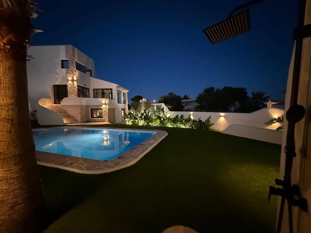 Piscine - Modern Villa with Sea View in Jávea