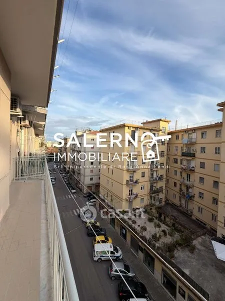 Balcon - Modern Flat with Balcony in Salerno Centre