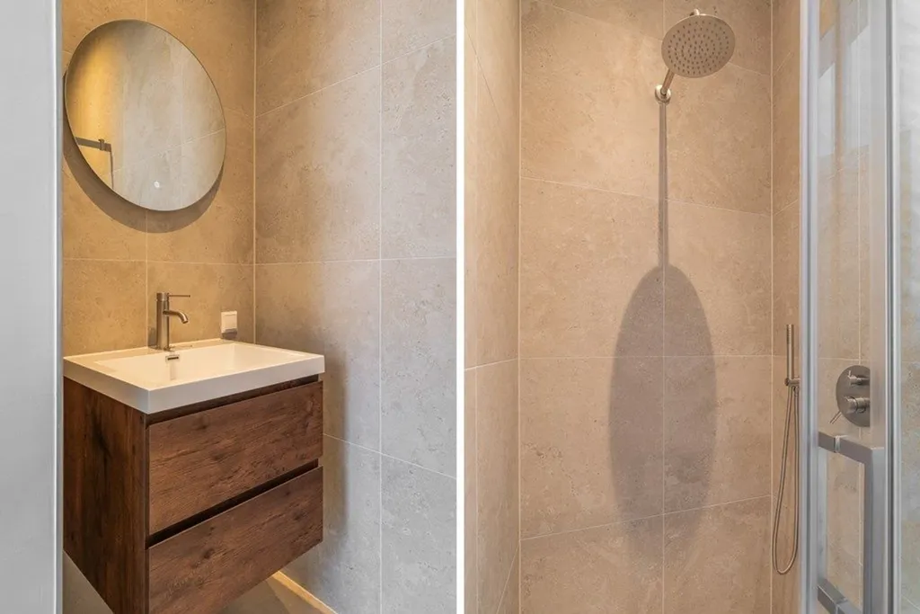 Salles de bain - Renovated Apartment with Balcony in The Hague