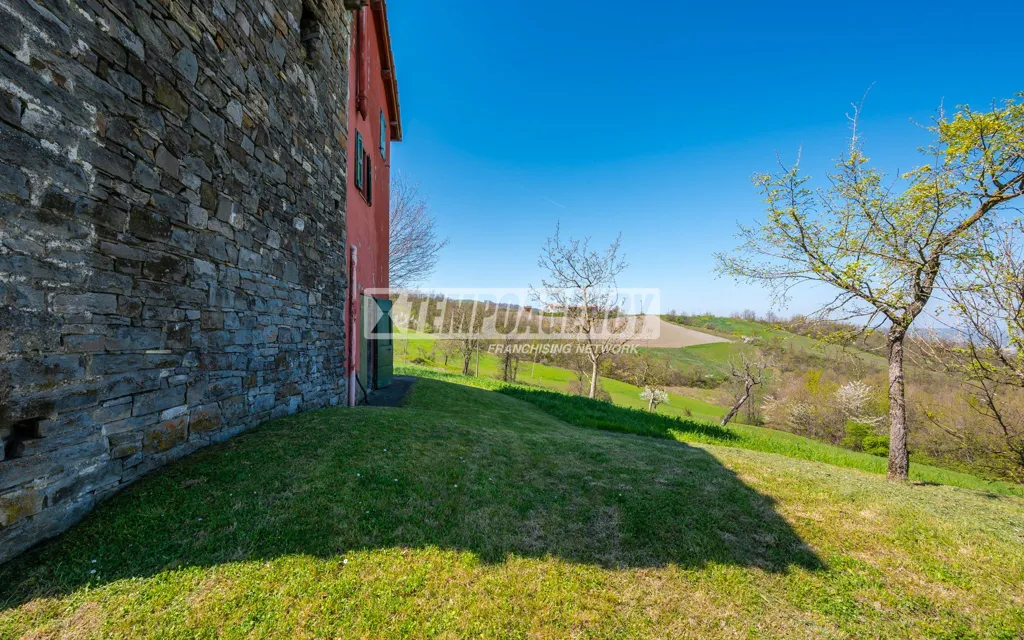 Aed - Detached House with Garage in Prignano sulla Secchia