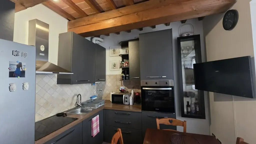 Cucina - Terraced House with Private Garden in Collesalvetti