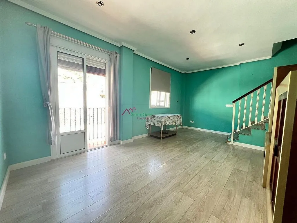 Elutuba - Duplex with Air Conditioning in Ubrique