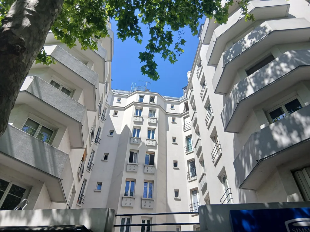Extérieur - Appartement 2 Pièces au Calme avec Ascenseur à Pyrénées