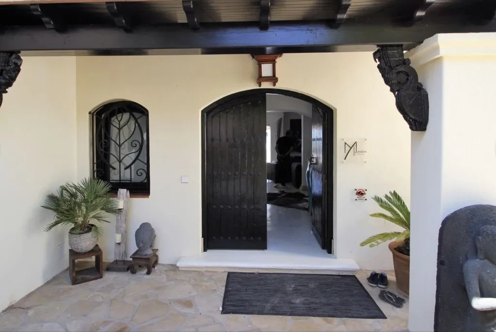 Terrasse - Luxury Villa with Sea Access in Cap Martinet