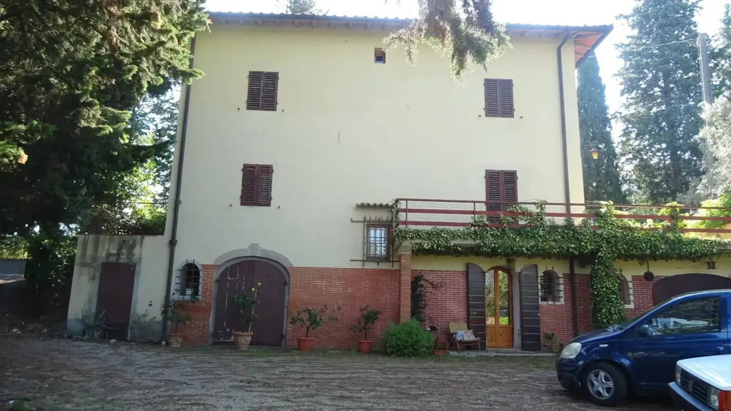 Esterno - Villa panoramica con giardino a Montespertoli