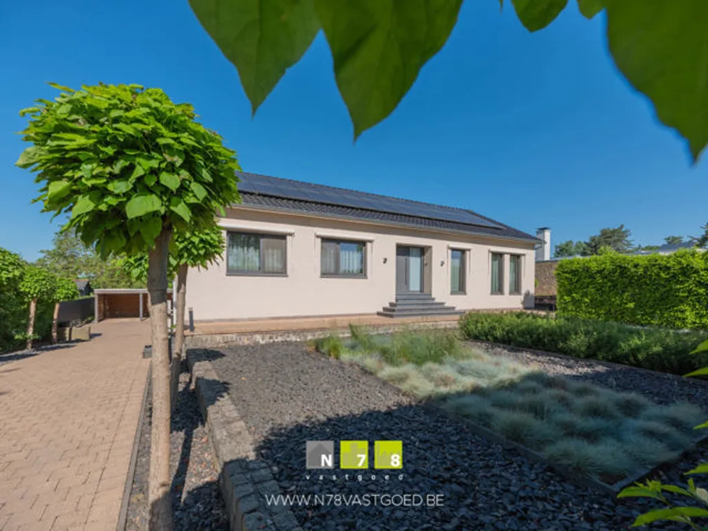 Detached House with Weide in Maaseik