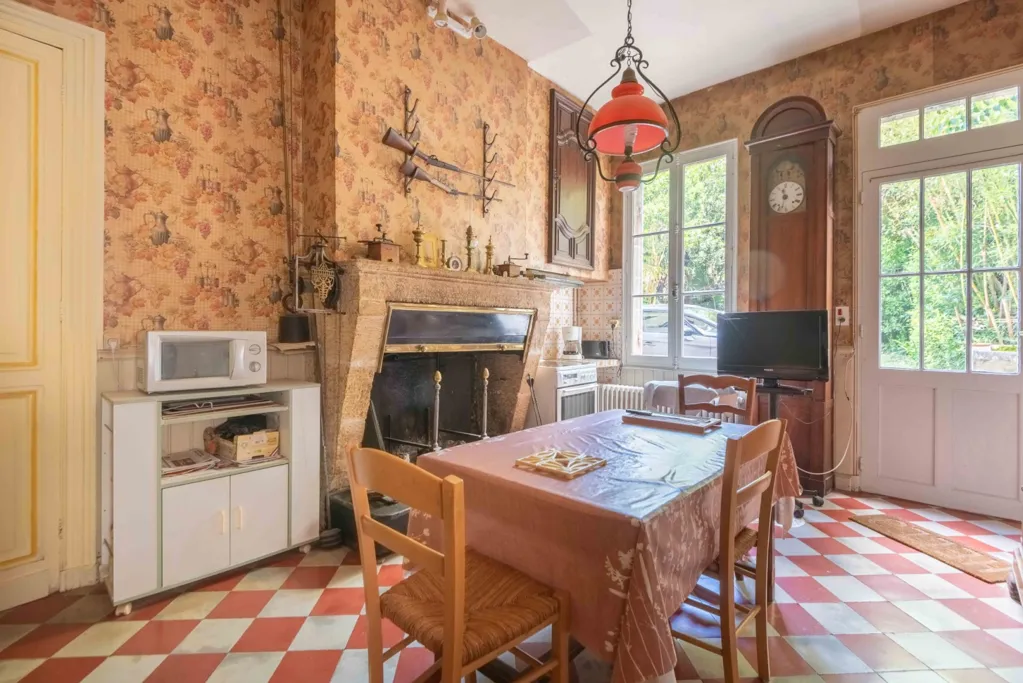 Söögituba - Maison de Maître with Garden in Quinsac